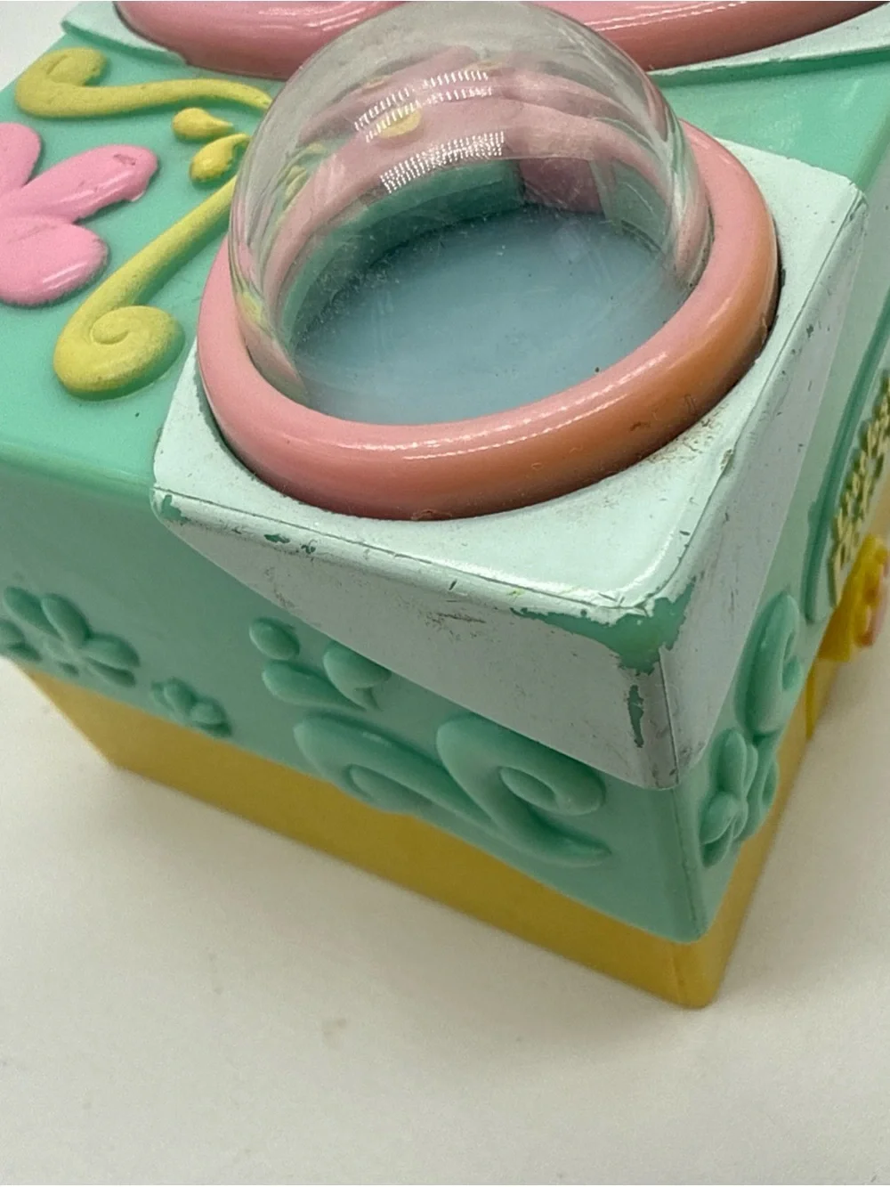 2006 LPS Littlest Pet Shop Teeniest Tiniest Bunny Play Set Pop Up Keychain Green